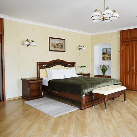 Hotel Spadok Kamieniec Podolski Zewnętrze zdjęcie