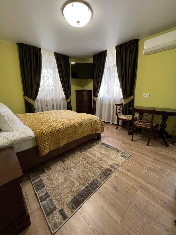 Hotel Spadok Kamieniec Podolski Zewnętrze zdjęcie