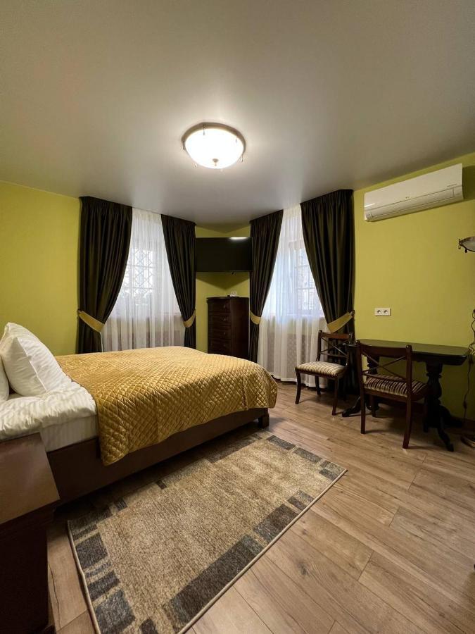 Hotel Spadok Kamieniec Podolski Zewnętrze zdjęcie