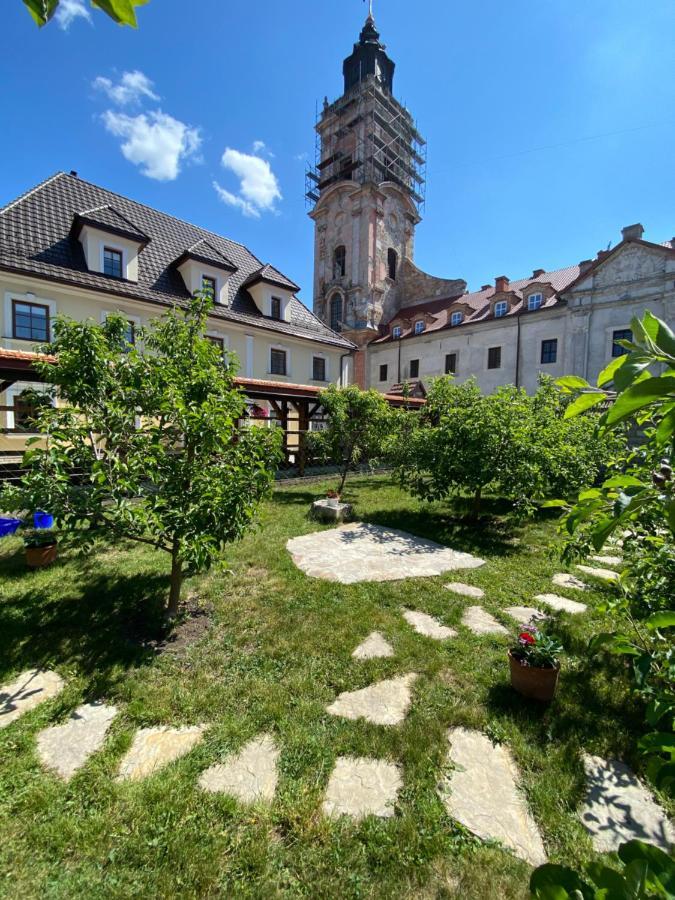 Hotel Spadok Kamieniec Podolski Zewnętrze zdjęcie